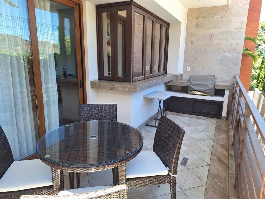 פוארטו ואלארטה Pinnacle Pool On The Rooftop מראה חיצוני תמונה